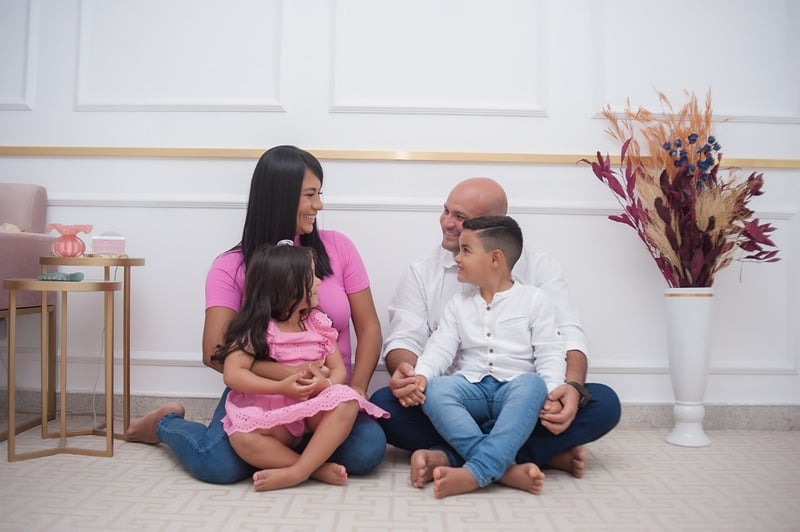 Especialista em sono infantil que conduz a mentoria de 30 dias